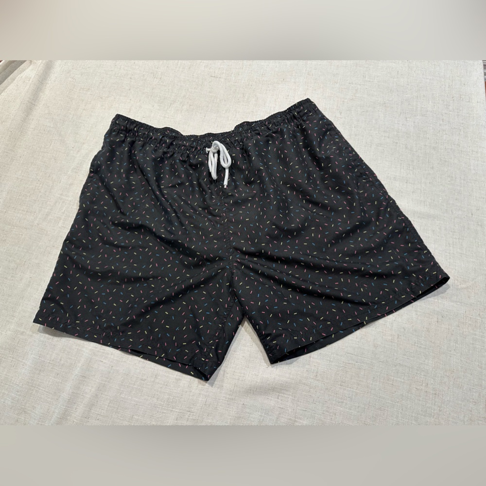 Men's XXL 80's theme Swim Trunks Board Shorts Black Drawstring City Streets